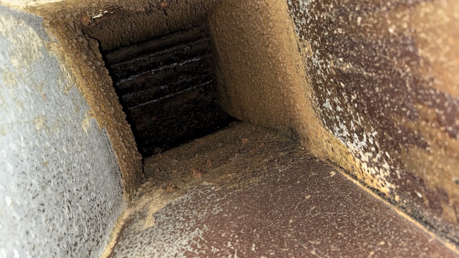 Duct Cleaning in Birkenhead