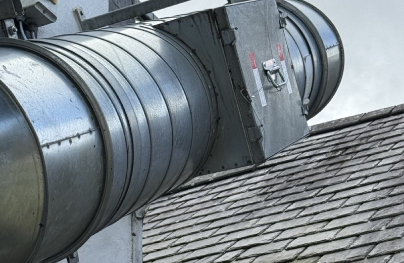 Rooftop kitchen extract fan and ductwork in Grimsby