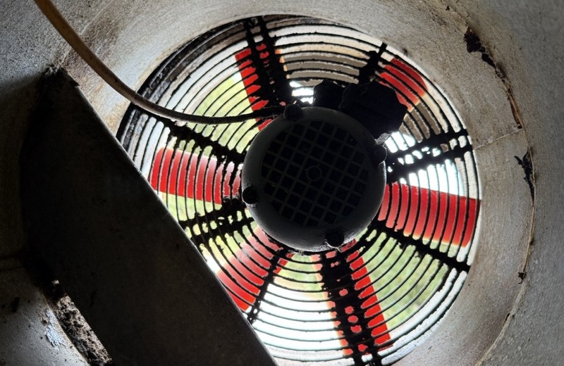 Rooftop kitchen extract fan and ductwork in Morley