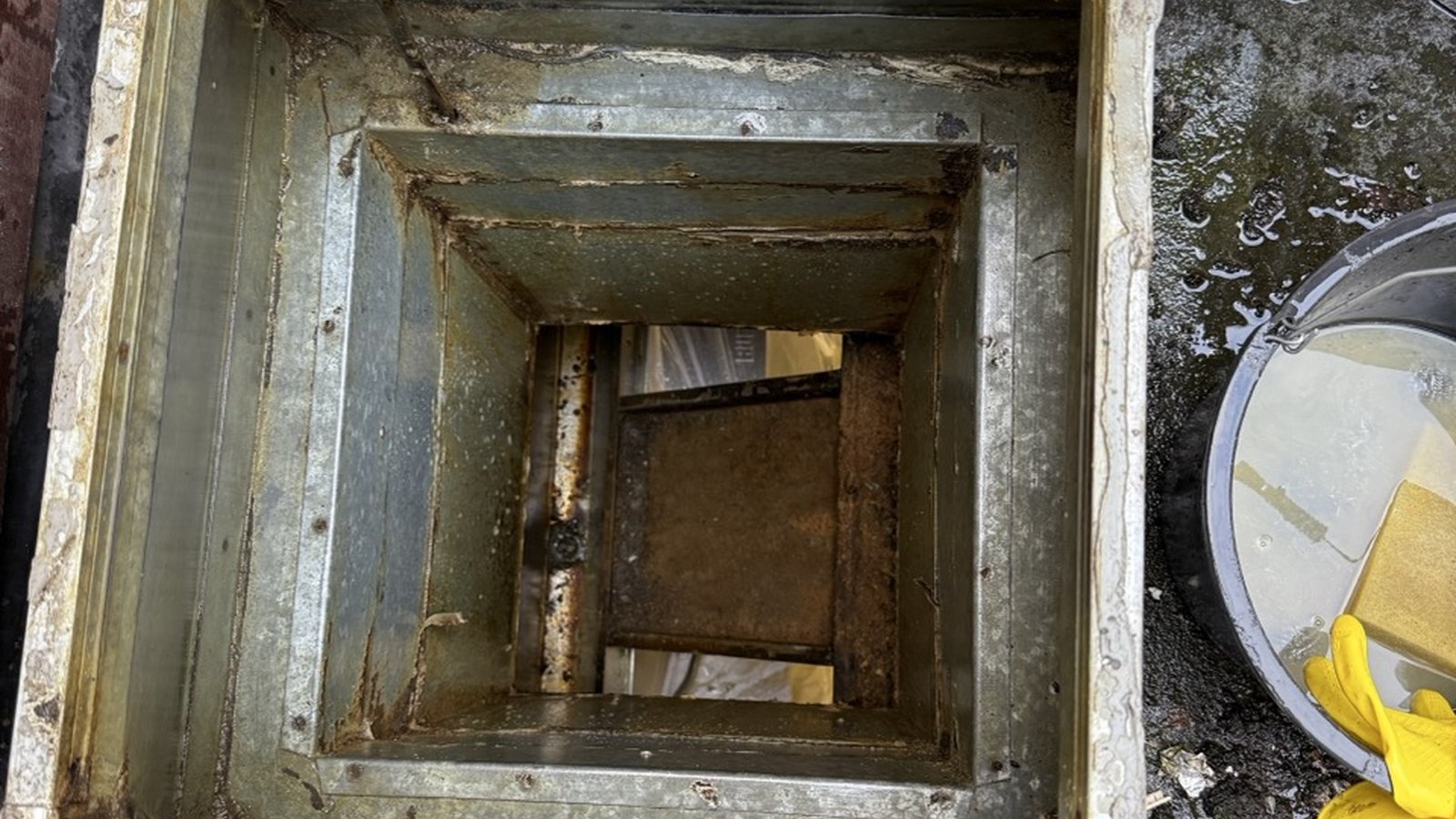 Duct Cleaning in Newport
