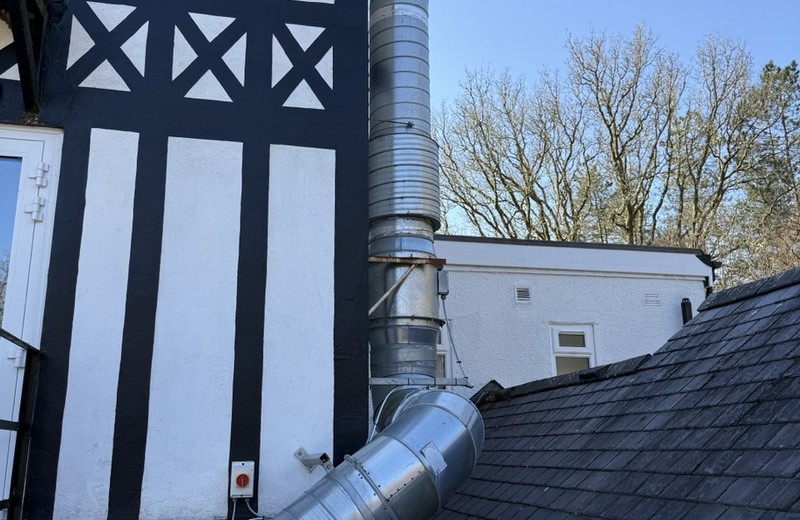 Rooftop kitchen extract fan and ductwork in Wells