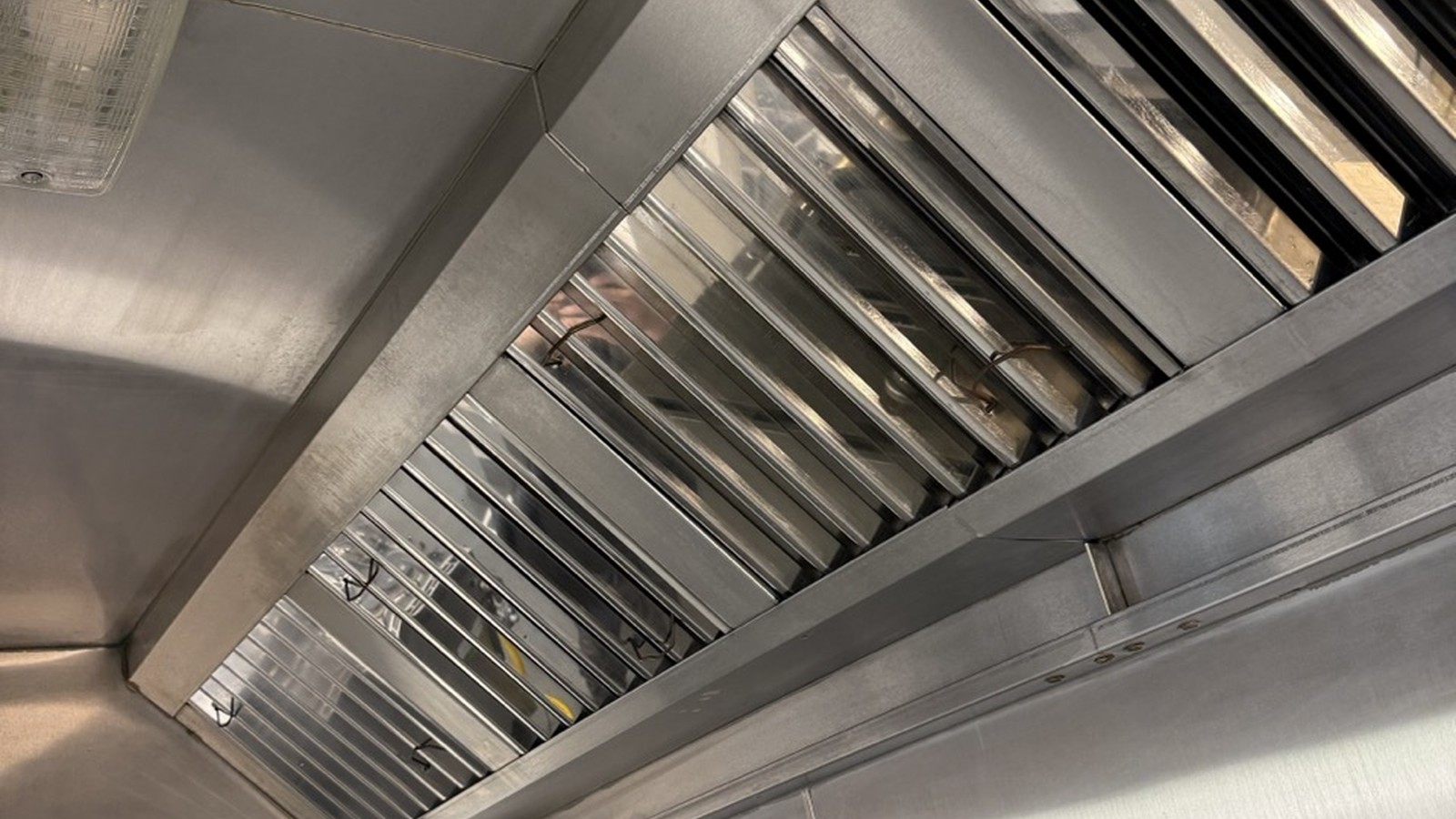 Kitchen Extraction Cleaning in Basildon