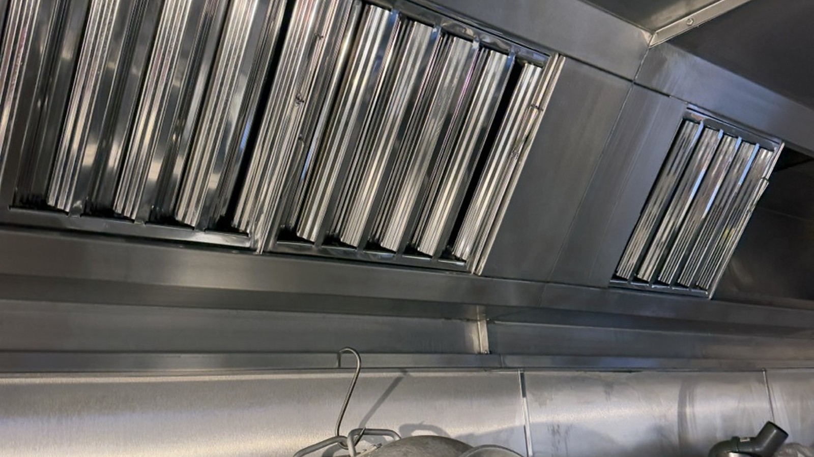 Kitchen Extraction Cleaning in Bedworth