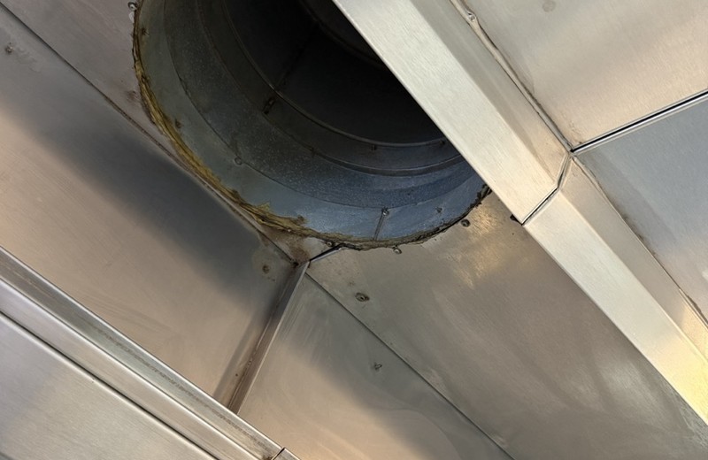 Kitchen extraction cleaning in Cambridge
