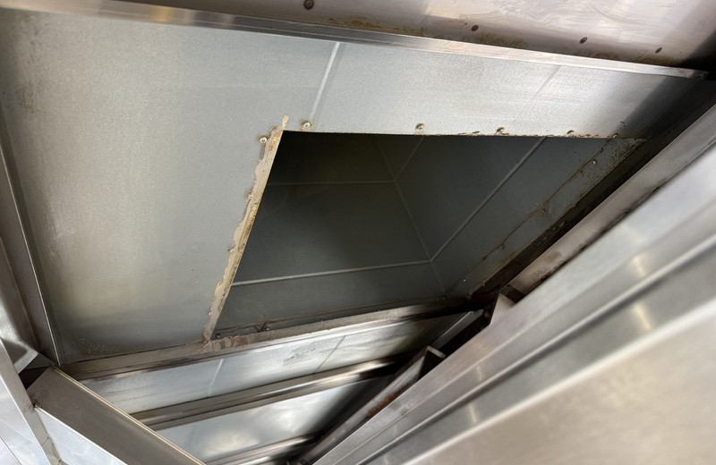 Kitchen extraction cleaning in Darlington