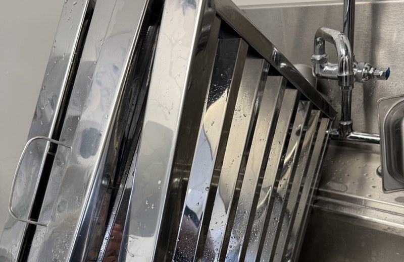 Kitchen extraction cleaning in Desborough