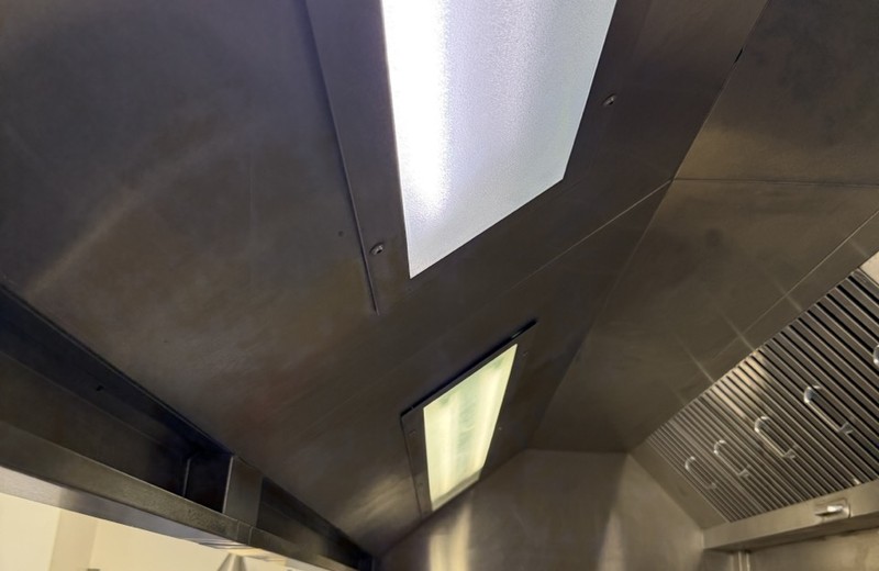 Kitchen extraction cleaning in Dover