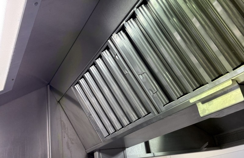 Kitchen extraction cleaning in Exeter