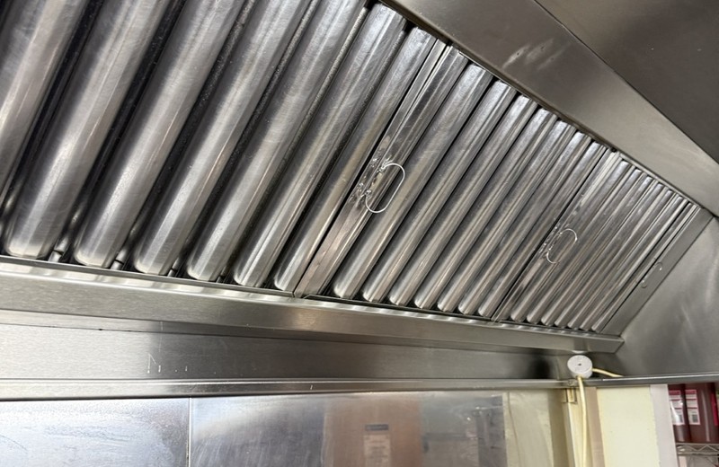 Kitchen extraction cleaning in Maghull