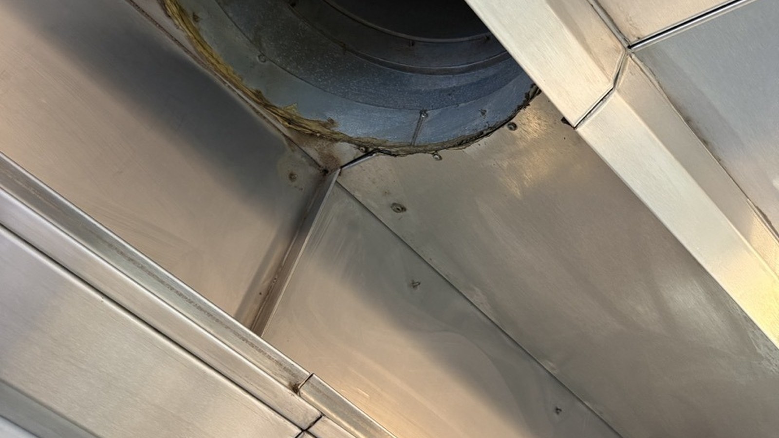 Kitchen Extraction Cleaning in Moreton-in-Marsh
