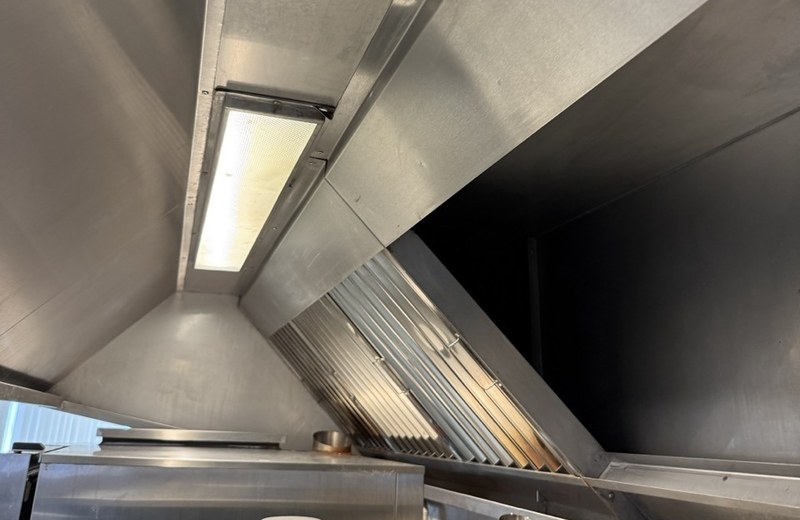 Kitchen extraction cleaning in Patchway