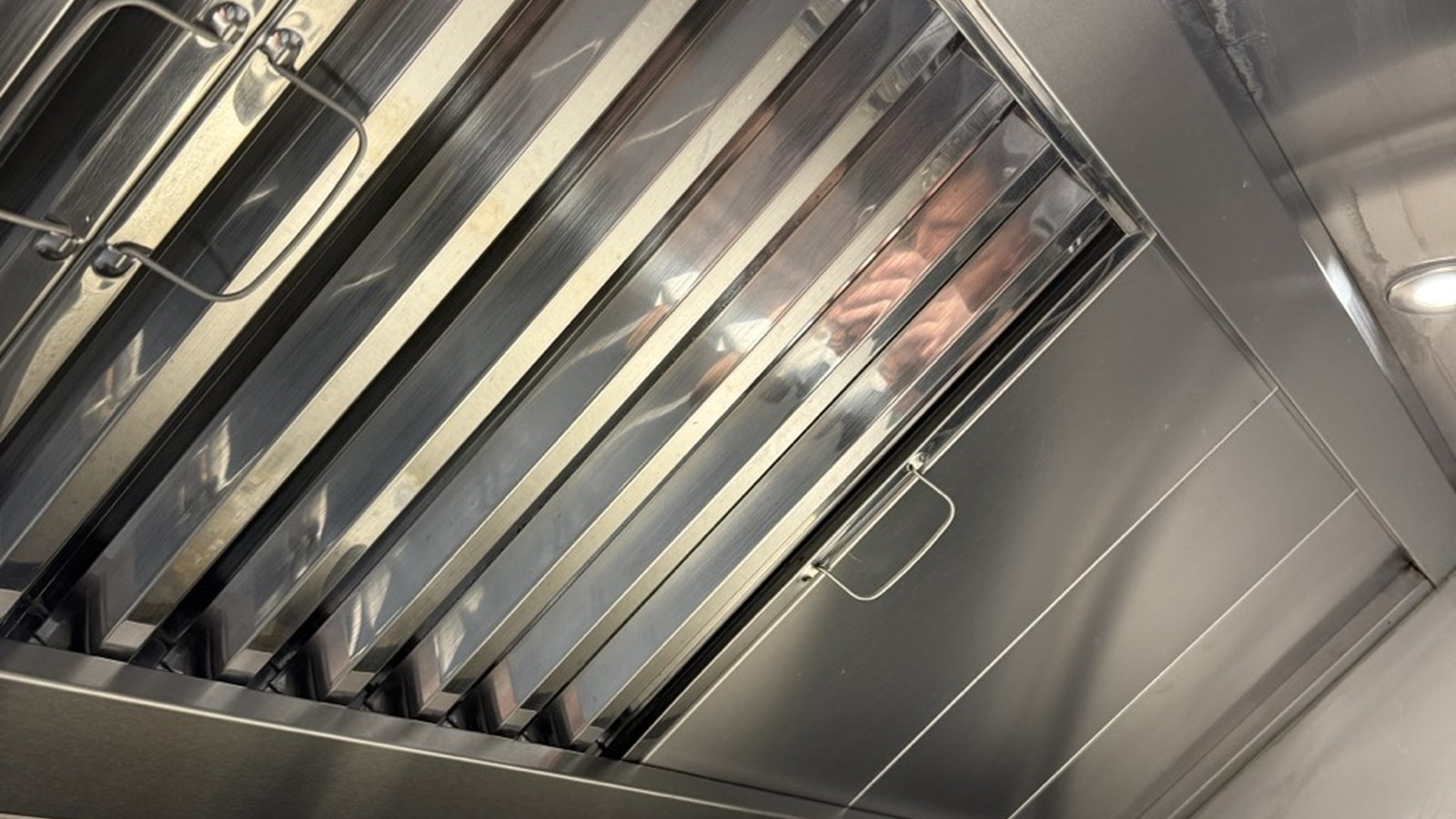 Kitchen Extraction Cleaning in Stamford