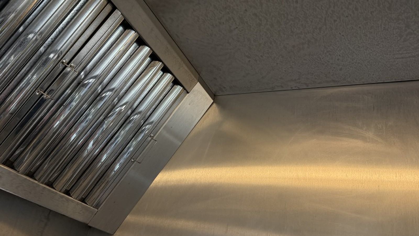 Kitchen Extraction Cleaning in Stourport-on-Severn