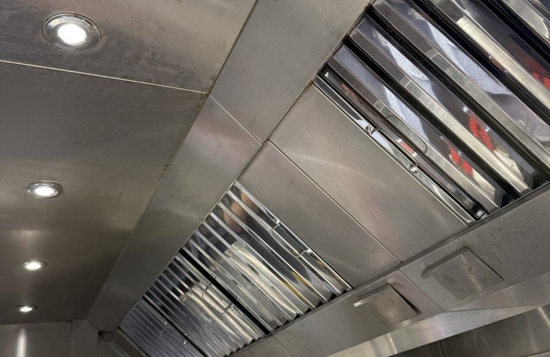 Kitchen extraction cleaning in Sutton Coldfield