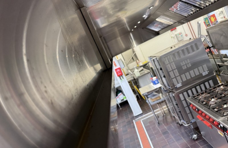 Kitchen extraction cleaning in Swindon