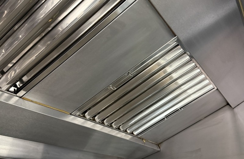 Kitchen extraction cleaning in Torquay