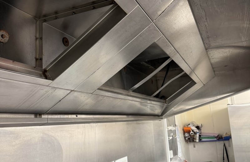 Commercial kitchen deep cleaning in Bournemouth