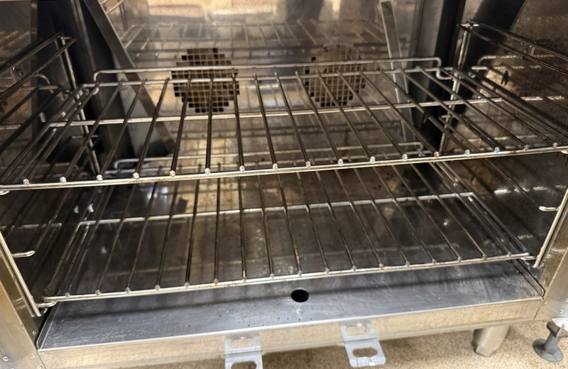 Commercial kitchen deep cleaning in Builth Wells