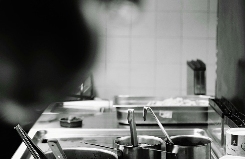 Commercial kitchen deep cleaning in Chesterfield