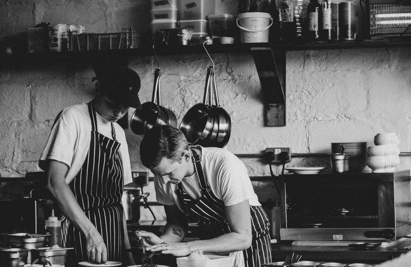 Commercial kitchen deep cleaning in Edgware