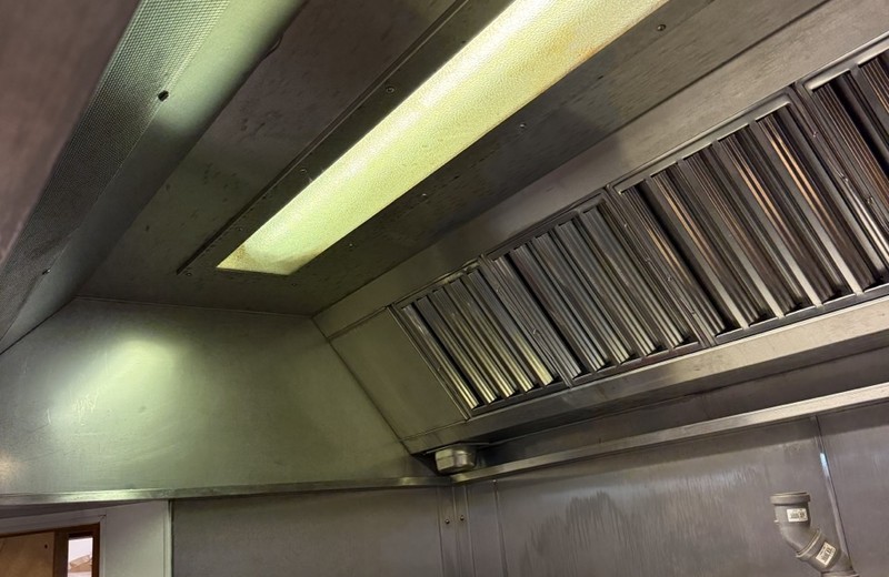 Commercial kitchen deep cleaning in Felixstowe