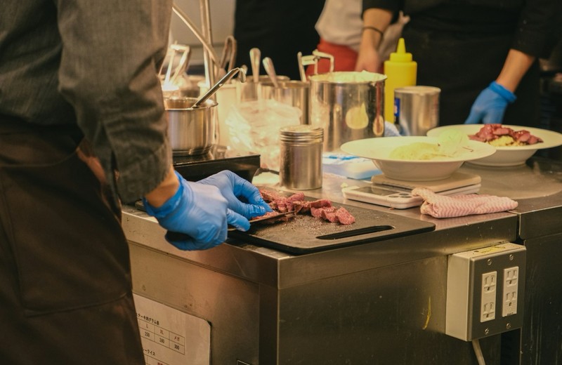 Commercial kitchen deep cleaning in Hertford