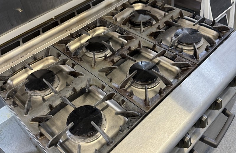 Commercial kitchen deep cleaning in Huddersfield
