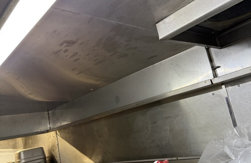 Commercial kitchen deep cleaning in Lancing