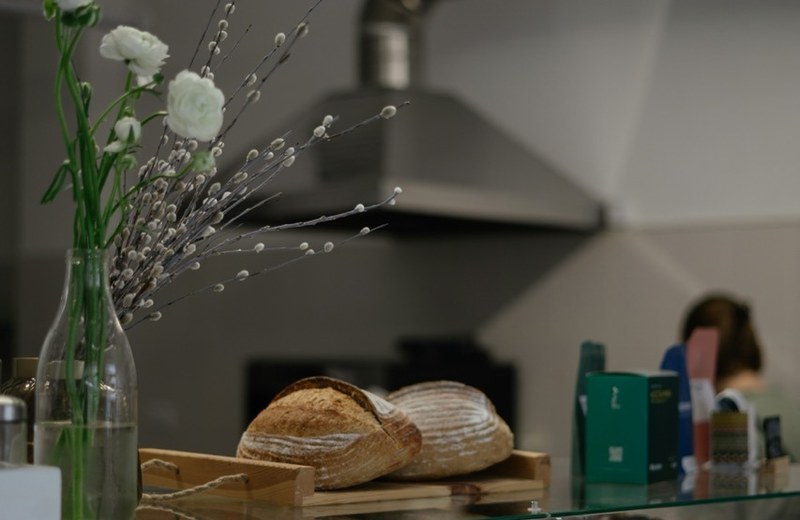 Commercial kitchen deep cleaning in Moreton