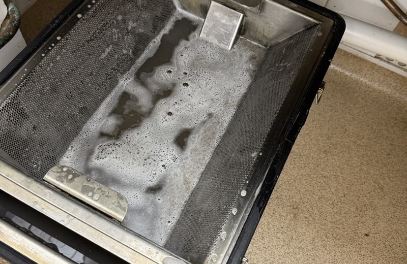 Commercial kitchen deep cleaning in Newton-le-Willows