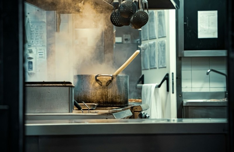 Commercial kitchen deep cleaning in Stourport-on-Severn