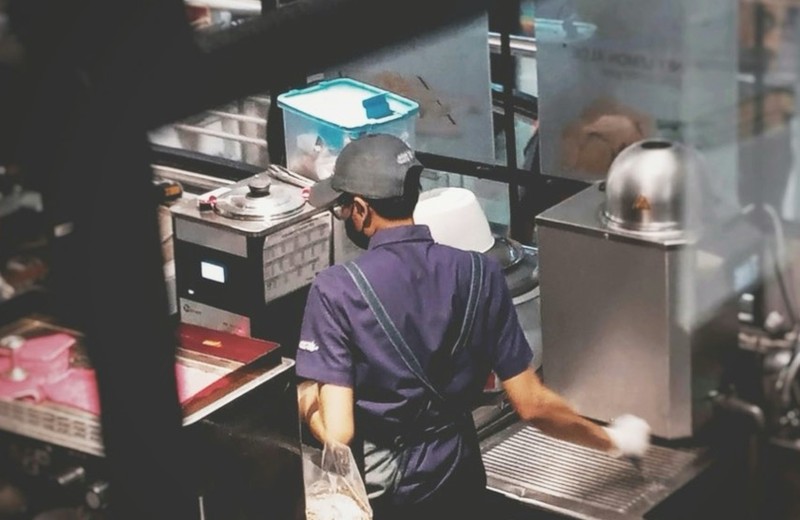Commercial kitchen deep cleaning in Totton