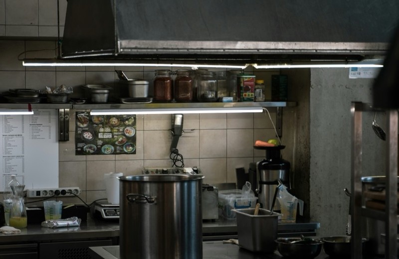 Commercial kitchen deep cleaning in Washington