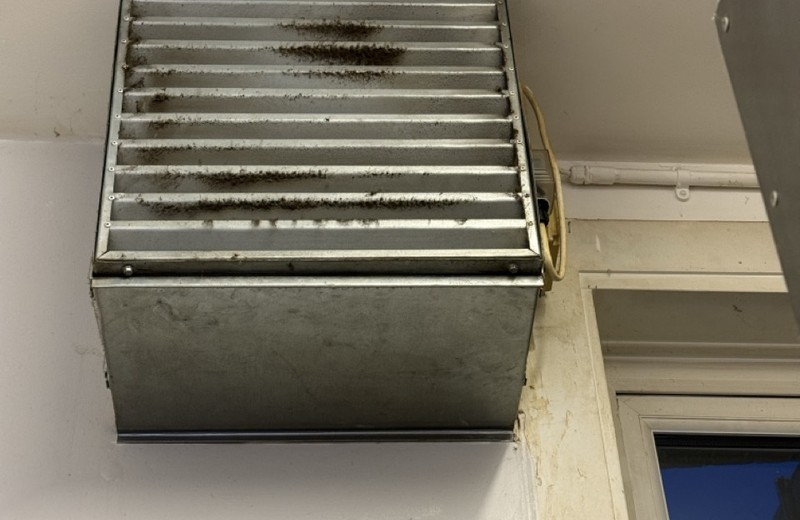 Commercial kitchen deep cleaning in Wells