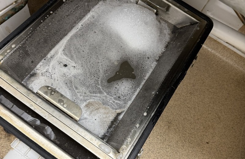 Commercial kitchen deep cleaning in Whitby