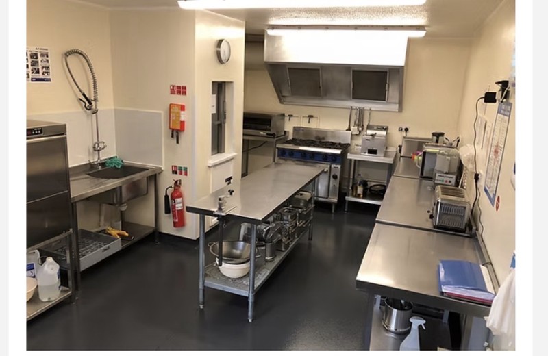 Commercial kitchen deep cleaning in Worthing